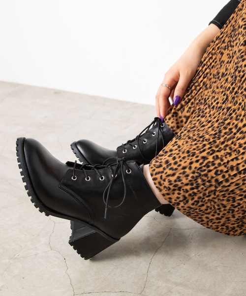 WEGO（ウィゴー）の「WEGO/レースアップヒールブーツ（ブーツ・レディース・ブラック/ブラウン・LARGE/MEDIUM）」の2枚目の写真