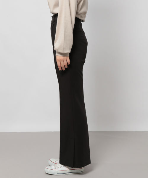 PAGEBOY(ページボーイ)の「ストレッチピンタックフレア2(その他パンツ・レディース・ブラック/ダークブラウン・SMALL/MEDIUM)」の5枚目の写真