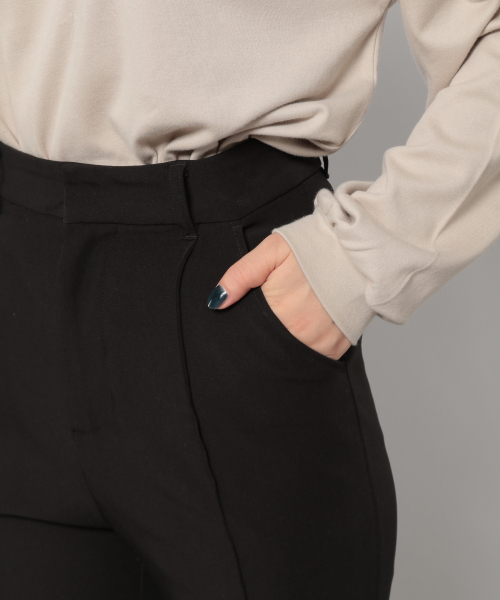 PAGEBOY(ページボーイ)の「ストレッチピンタックフレア2(その他パンツ・レディース・ブラック/ダークブラウン・SMALL/MEDIUM)」の14枚目の写真