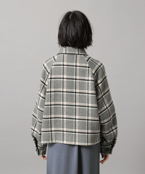 LOWRYS FARM（ローリーズファーム）の「メリノZIPブルゾン　847134（その他アウター・レディース・ベージュ/グレー・FREE）」の6枚目の写真