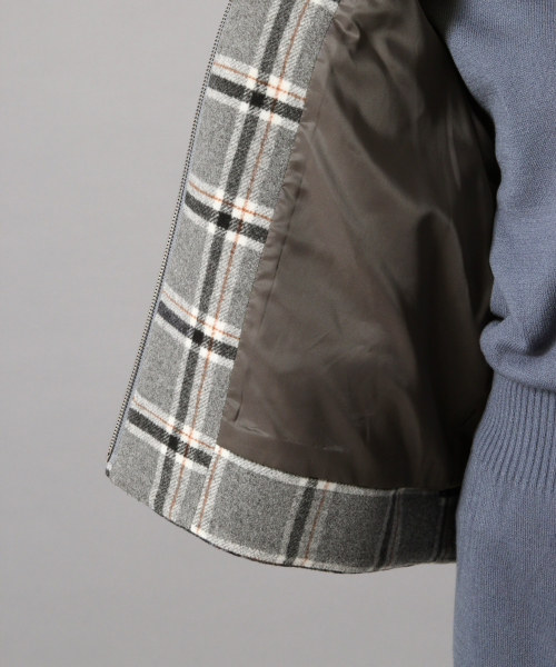 LOWRYS FARM（ローリーズファーム）の「メリノZIPブルゾン　847134（その他アウター・レディース・ベージュ/グレー・FREE）」の13枚目の写真