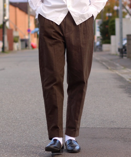 MinoriTY（マイノリティ）の「【コラボ「MinoriTY × WEARISTA　れぽすけ」】ワイドテーパードパンツ スラックス（スラックス・メンズ・ブラック/ブラウン・M/L）」の2枚目の写真