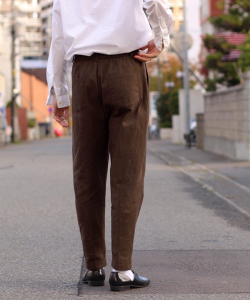 MinoriTY（マイノリティ）の「【コラボ「MinoriTY × WEARISTA　れぽすけ」】ワイドテーパードパンツ スラックス（スラックス・メンズ・ブラック/ブラウン・M/L）」の17枚目の写真