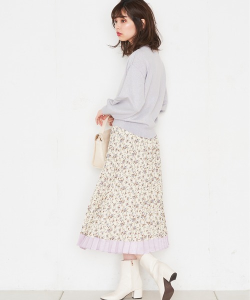 natural couture（ナチュラルクチュール）の「配色サテン柄プリーツスカート（スカート・レディース・ベージュ/オフホワイト/サックスブルー・FREE）」の20枚目の写真