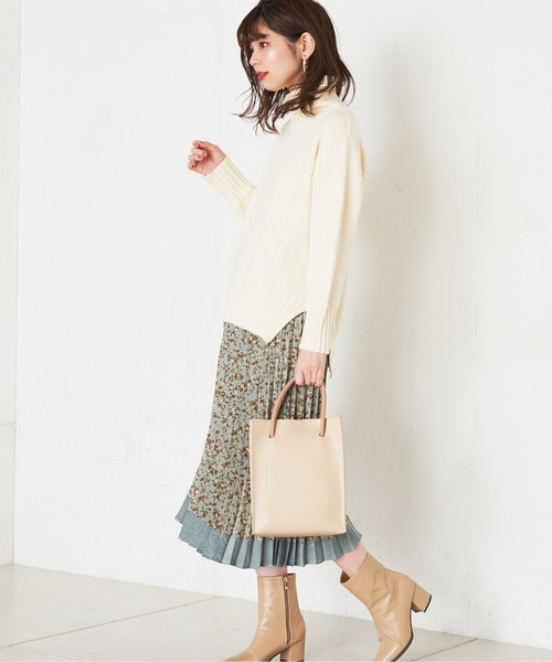natural couture（ナチュラルクチュール）の「配色サテン柄プリーツスカート（スカート・レディース・ベージュ/オフホワイト/サックスブルー・FREE）」の21枚目の写真