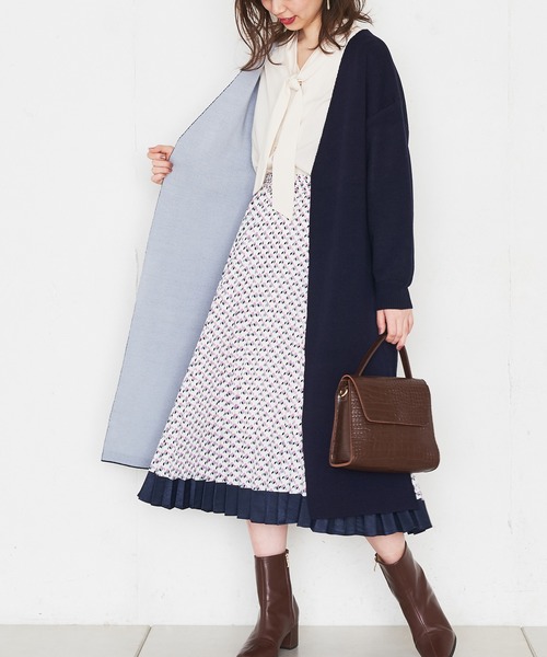 natural couture（ナチュラルクチュール）の「配色サテン柄プリーツスカート（スカート・レディース・ベージュ/オフホワイト/サックスブルー・FREE）」の8枚目の写真