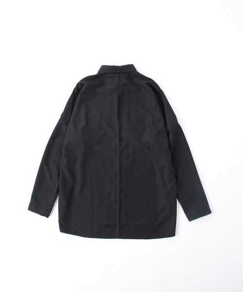 OURET（オーレット）の「レーヨンパウダーポプリン ボックスドルマンワークシャツ（シャツ/ブラウス・メンズ・ブラウン/ブラック/カーキ・3/1/2）」の5枚目の写真