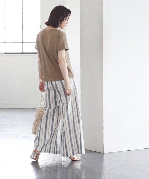 titivate(ティティベイト)の「ベーシックVネックTシャツ(Tシャツ/カットソー・レディース・ホワイト/ブラック/モカ/グリーン系その他・S/M/L)」の14枚目の写真
