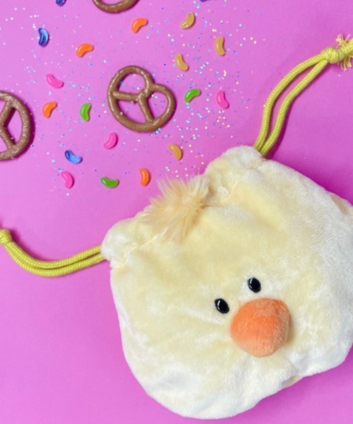 nici（ニキ）の「NICI/フィギュアフェイスポーチ ヒヨコ 巾着袋 もこもこ（ポーチ・レディース・イエロー・ONE SIZE）」の6枚目の写真