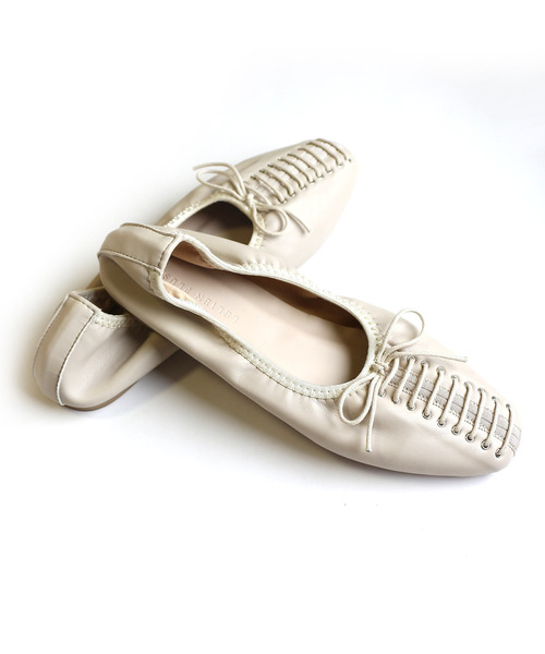 AmiAmi（アミアミ）の「レースアップギャザーバレエシューズ（バレエシューズ・レディース・ブラック/ブラウン/アイボリー/シルバー・L/LL/M/S）」の21枚目の写真