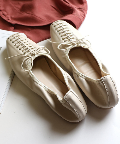 AmiAmi（アミアミ）の「レースアップギャザーバレエシューズ（バレエシューズ・レディース・ブラック/ブラウン/アイボリー/シルバー・L/LL/M/S）」の12枚目の写真