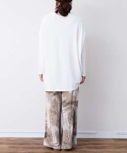 reca（レカ）の「変形ドルマンカットソー（チュニック・レディース・ホワイト/ブラック/杢グレー・ONE SIZE）」の16枚目の写真