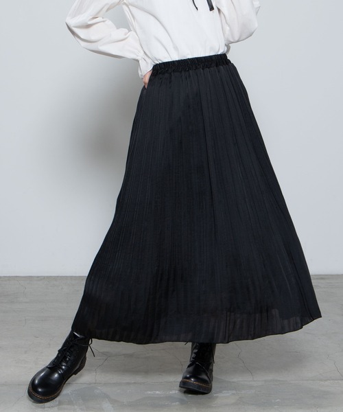 WEGO（ウィゴー）の「WEGO/サテンプリーツロングスカート（スカート・レディース・ブラック/パープル・FREE）」の2枚目の写真