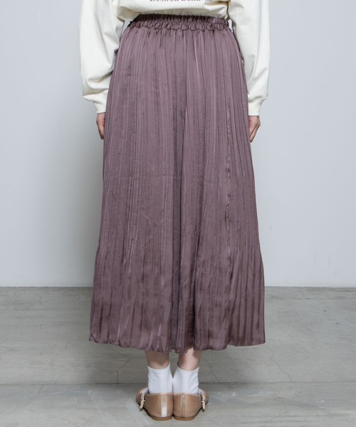 WEGO（ウィゴー）の「WEGO/サテンプリーツロングスカート（スカート・レディース・ブラック/パープル・FREE）」の6枚目の写真