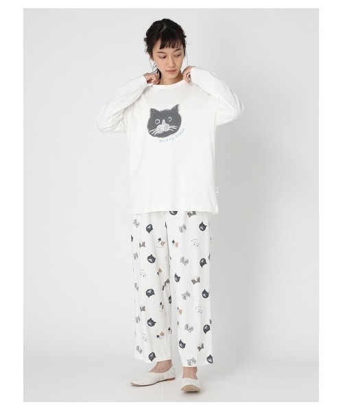 gelato pique（ジェラートピケ）の「ネコモチーフロングパンツ