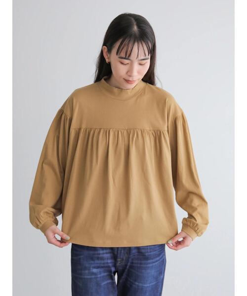 AMERICAN HOLIC(アメリカンホリック)の「ハイネックギャザーカットプルオーバー *(Tシャツ/カットソー・レディース・ベージュ/オフホワイト/ブラック・FREE)」の1枚目の写真