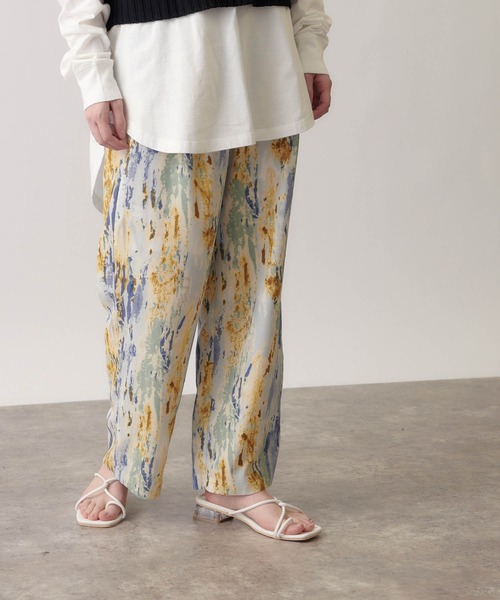 forksy.（フォルクシー）の「【forksy.】水彩ペイントルーズワイドテーパードパンツ/イージーパンツ（その他パンツ・レディース・ベージュ/ブルー/グリーン・FREE）」の7枚目の写真