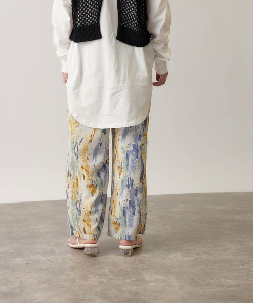 forksy.（フォルクシー）の「【forksy.】水彩ペイントルーズワイドテーパードパンツ/イージーパンツ（その他パンツ・レディース・ベージュ/ブルー/グリーン・FREE）」の10枚目の写真