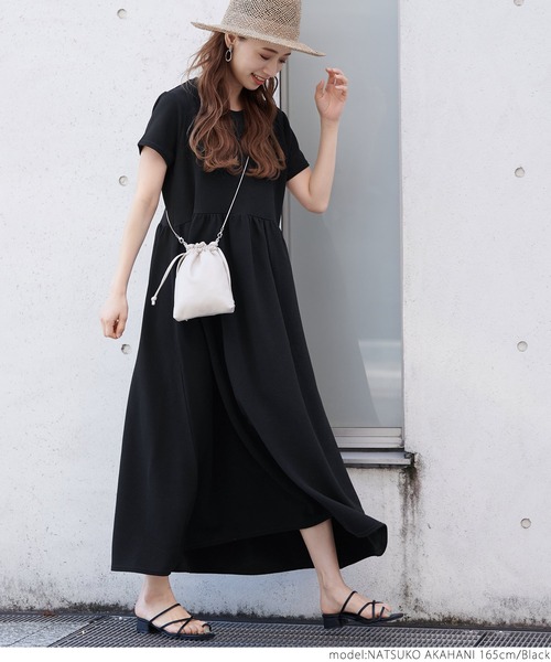 エンボス加工半袖ギャザーフレアーワンピース（ワンピース）｜coca