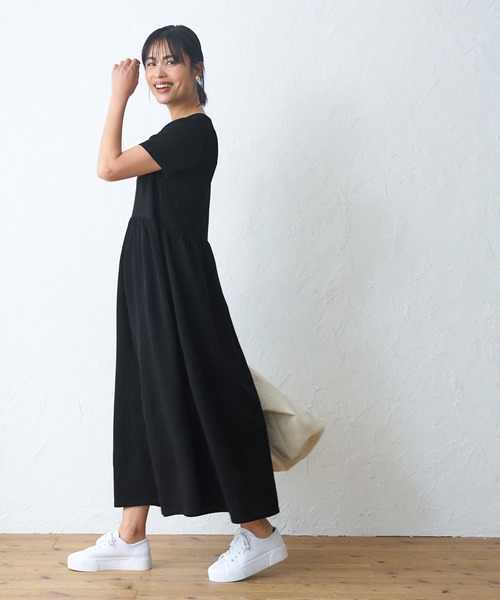 coca（coca）（コカ）の「エンボス加工半袖ギャザーフレアーワンピース（ワンピース・レディース・ブラック/カーキ・ONE SIZE）」の8枚目の写真