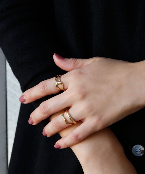 colleca la(コレカラ)の「ノットデザインのセットリング(リング・レディース・シルバー/ゴールド・FREE)」の7枚目の写真