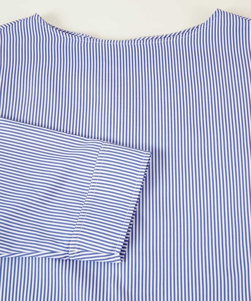 titivate(ティティベイト)の「バック釦ボートネックシャツ(シャツ/ブラウス・レディース・オフホワイト/ライトグレー/ブルー系その他・S/M)」の18枚目の写真