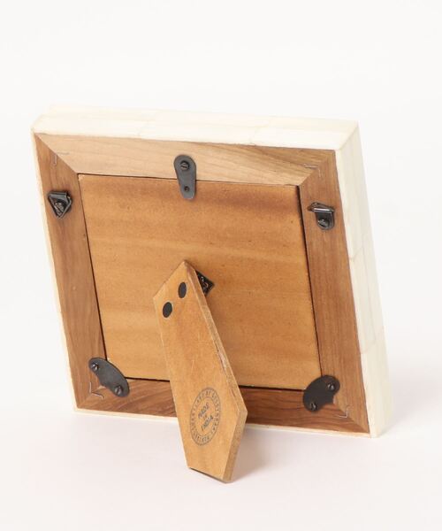 MONIQUE CHARTLAND by GOODY GRAMS（モニークチャートランドバイグッディグラムス）の「PHOTO FRAME-EIDA　フォトフレーム エイダ（フォトフレーム・レディース・ウッド・FREE）」の5枚目の写真