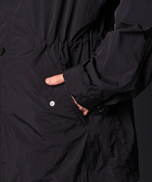 GLOSTER(グロスター)の「【unlume/アンルーム】CHARLES PARKA スノーパーカー(マウンテンパーカー・メンズ・ブラック/ベージュ・M/L)」の16枚目の写真