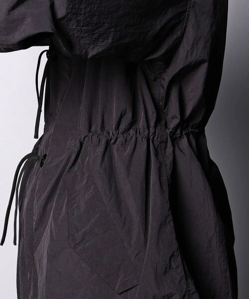 GLOSTER(グロスター)の「【unlume/アンルーム】CHARLES PARKA スノーパーカー(マウンテンパーカー・メンズ・ブラック/ベージュ・M/L)」の5枚目の写真