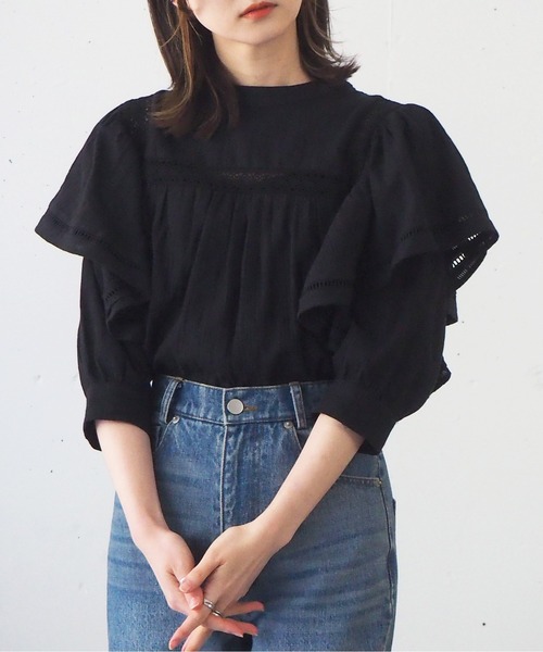 tiptop(ティップトップ)の「2021SS レース切り替え肩フリルブラウス(シャツ/ブラウス・レディース・ブラック/オフホワイト/サックスブルー・FREE)」の14枚目の写真