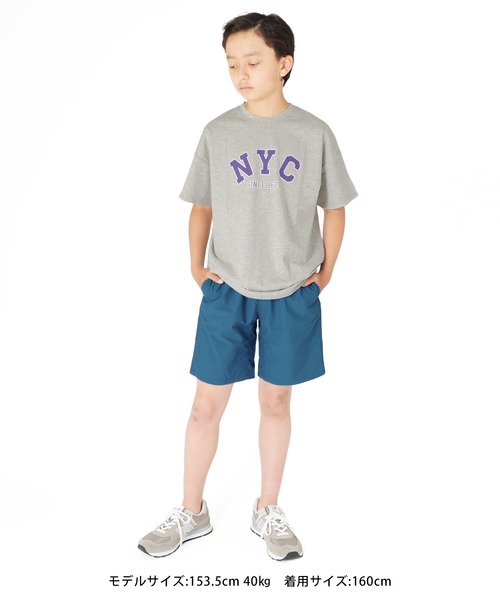 GLAZOS（グラソス）の「天竺・接触冷感ドロップショルダーアソートカレッジロゴ半袖Tシャツ（Tシャツ/カットソー・キッズ・ホワイト/パープル/チャコールグレー/グレー/マスタード/ブルー・130cm/140cm/150cm/160cm/170cm）」の8枚目の写真