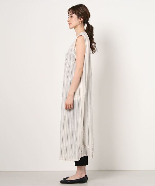 ARCANUM DESIGN（アルカナムデザイン）の「ARL ｽﾄﾗｲﾌﾟｼｮﾙﾀﾞｰﾀｯｸﾛﾝｸﾞﾜﾝﾋﾟｰｽ（ワンピース・レディース・ホワイト/ブラック・FREE）」の9枚目の写真