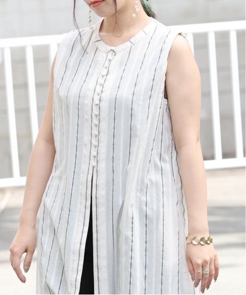 ARCANUM DESIGN（アルカナムデザイン）の「ARL ｽﾄﾗｲﾌﾟｼｮﾙﾀﾞｰﾀｯｸﾛﾝｸﾞﾜﾝﾋﾟｰｽ（ワンピース・レディース・ホワイト/ブラック・FREE）」の4枚目の写真