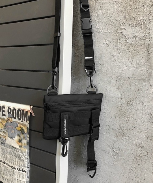 KOR（ケーオーアール）の「多機能ボディーバッグ（ボディバッグ/ウエストポーチ・レディース・ブラック・FREE）」の9枚目の写真