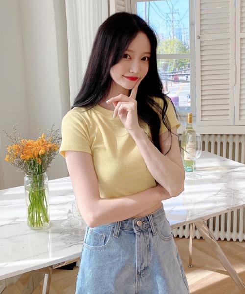 TOEASY(トゥイージー)の「『TOEASY/トゥイージー』Crop Plain short-sleeved T-shirt/クロップド丈 半袖Tシャツ(Tシャツ/カットソー・レディース・ホワイト/ブラック/ピンク/イエロー・FREE)」の17枚目の写真