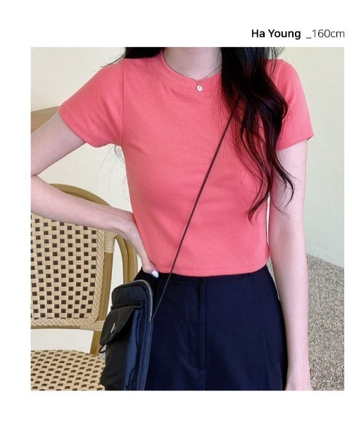 TOEASY(トゥイージー)の「『TOEASY/トゥイージー』Crop Plain short-sleeved T-shirt/クロップド丈 半袖Tシャツ(Tシャツ/カットソー・レディース・ホワイト/ブラック/ピンク/イエロー・FREE)」の22枚目の写真