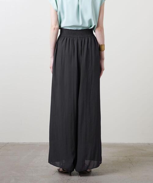 UNITED ARROWS（ユナイテッドアローズ）の「UBC P ギャザー イージーパンツ◆（その他パンツ・レディース・ダークグレー・38/36）」の5枚目の写真