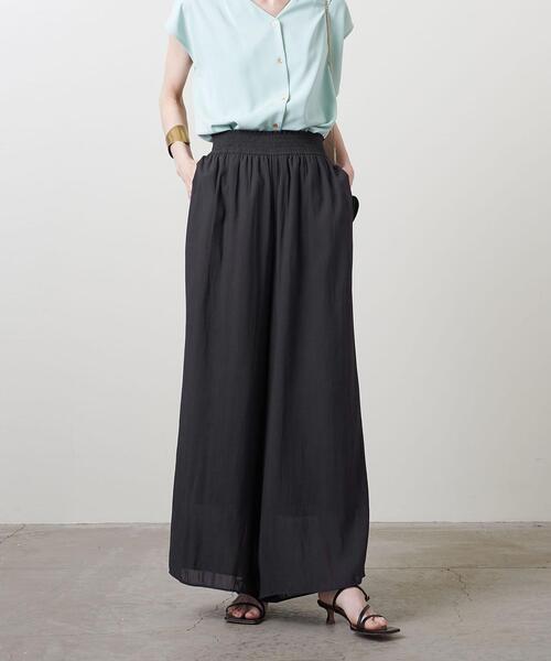 UNITED ARROWS（ユナイテッドアローズ）の「UBC P ギャザー イージーパンツ◆（その他パンツ・レディース・ダークグレー・38/36）」の3枚目の写真