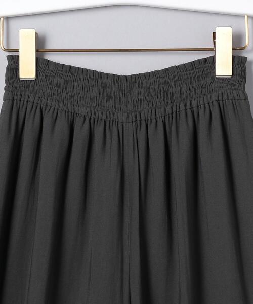 UNITED ARROWS（ユナイテッドアローズ）の「UBC P ギャザー イージーパンツ◆（その他パンツ・レディース・ダークグレー・38/36）」の11枚目の写真