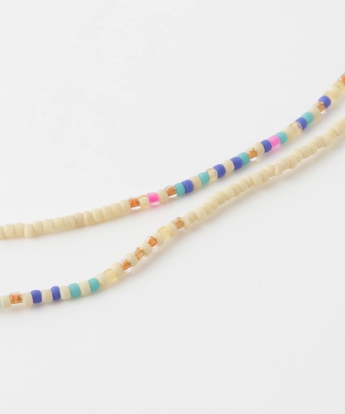 URBAN RESEARCH DOORS(アーバンリサーチドアーズ)の「PERAPERAK 2wayビーズネックレス(ネックレス・レディース・ライトベージュ/ブルー系その他/ベージュ系その他/パープル・FREE)」の6枚目の写真
