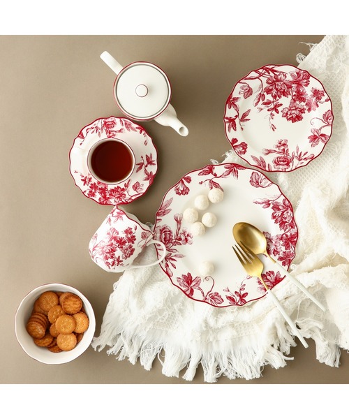 Francfranc（フランフラン）の「クラシックフラワー カップ＆ソーサー