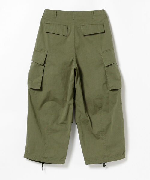 BeAMS DOT（ビームスドット）の「【WEB限定】BeAMS DOT / バルーン カーゴパンツ（その他パンツ・メンズ・ブラック/オリーブ・MEDIUM/LARGE/SMALL）」の17枚目の写真