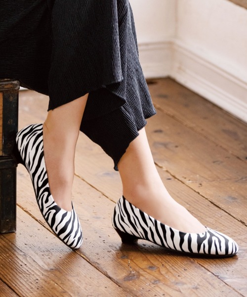 GeeRA（ジーラ）の「ふかふかラウンドローヒールパンプス（パンプス・レディース・ブラック系その他/ブラック/グレー/ゼブラ/ブラウン/ライトブラウン・23cm/24cm/25cm/22.5cm/23.5cm/24.5cm/25.5cm）」の6枚目の写真