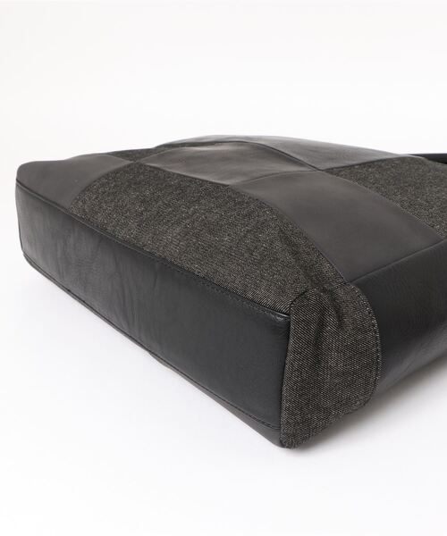 HIDEAWAYS NICOLE（ハイダウェイニコル）の「パネルトートバッグ（トートバッグ・メンズ・ネイビー/ブラック・FREE）」の4枚目の写真