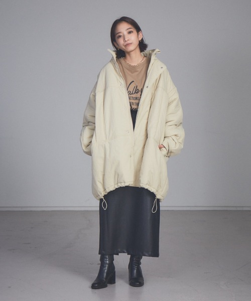 NOMINE(ノミネ)の「ペンシルフェイクレザースカート(スカート・レディース・ブラック/アイボリー/ホワイト系その他/ベージュ・S/M)」の16枚目の写真