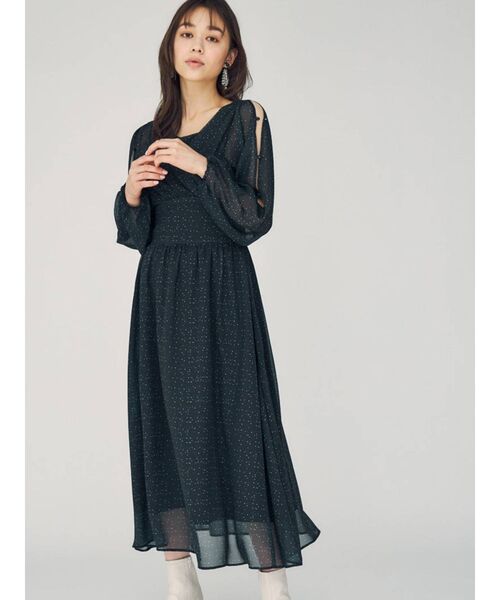 MERCURYDUO(マーキュリーデュオ)の「2WAYオープンショルダードットシャーリングワンピ-ス(ワンピース・レディース・オフホワイト/ブラック・FREE)」の10枚目の写真