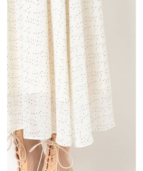 MERCURYDUO(マーキュリーデュオ)の「2WAYオープンショルダードットシャーリングワンピ-ス(ワンピース・レディース・オフホワイト/ブラック・FREE)」の21枚目の写真