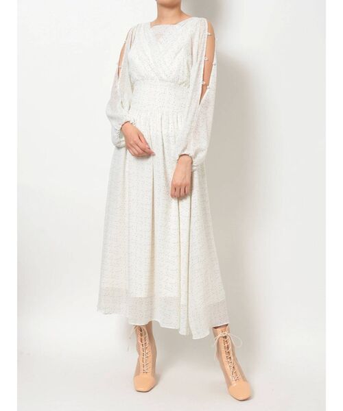 MERCURYDUO(マーキュリーデュオ)の「2WAYオープンショルダードットシャーリングワンピ-ス(ワンピース・レディース・オフホワイト/ブラック・FREE)」の22枚目の写真