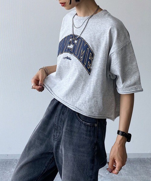 PAGEBOY（ページボーイ）の「ショートカレッジTシャツ（Tシャツ/カットソー・レディース・ブラック/オフホワイト/イエロー/グレイッシュベージュ・FREE）」の4枚目の写真