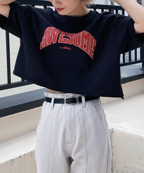 PAGEBOY（ページボーイ）の「ショートカレッジTシャツ（Tシャツ/カットソー・レディース・ブラック/オフホワイト/イエロー/グレイッシュベージュ・FREE）」の3枚目の写真